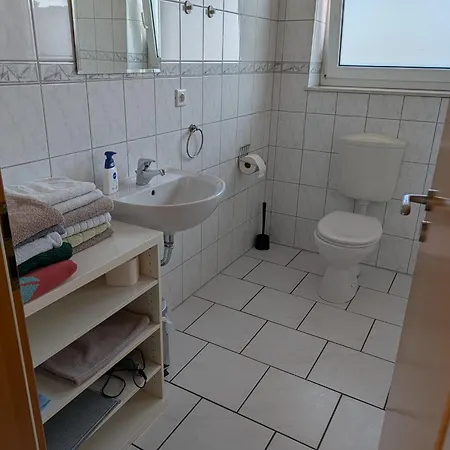 Ibb Ferien- Monteurwohnung 3 Schlafzimmer 3 Betten
